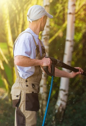 Mycie posadzek i elewacji
